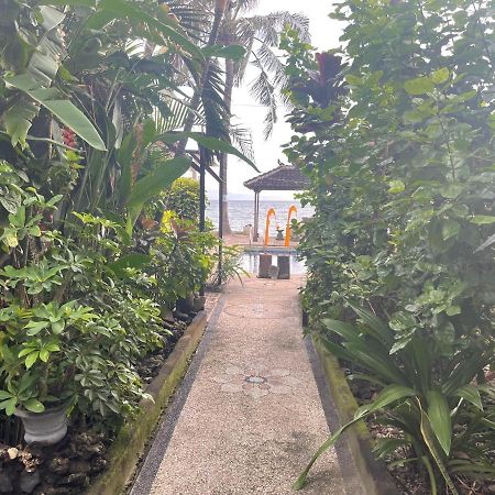 Catra Homestay Beach Apartments Candi Dasa  Bagian luar foto