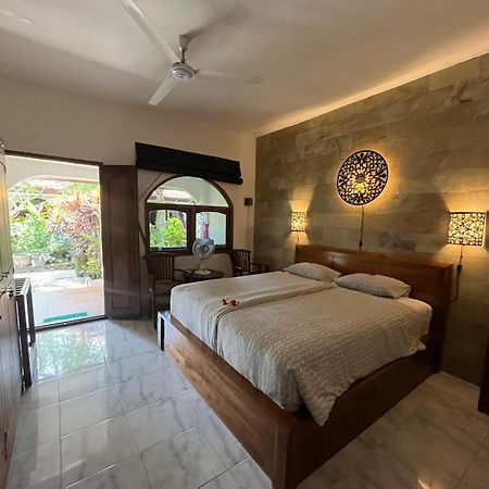 Catra Homestay Beach Apartments Candi Dasa  Bagian luar foto