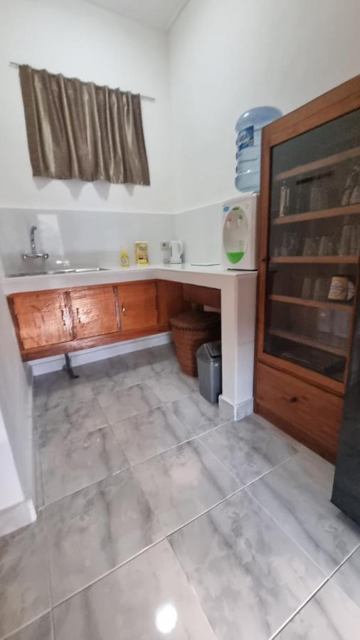 Catra Homestay Beach Apartments Candi Dasa  Bagian luar foto